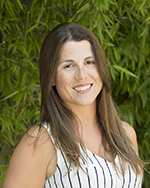 Headshot of Miriam Calkins. Photo by Sarah Fish.